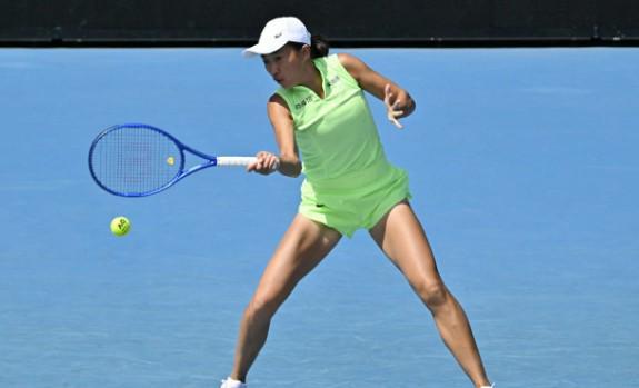 欧冠-张帅0-2兹沃纳列娃，遭遇WTA1000多哈站资格赛一轮游